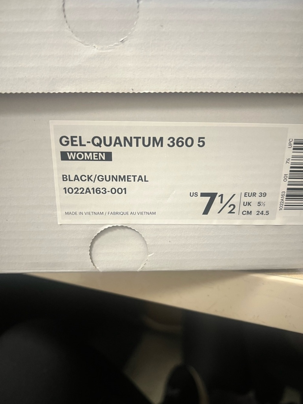 ASICS - Picture 2 of 5